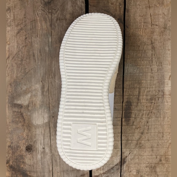 Embassy of Bricks + Logs - Lambeth Sneaker (vegan) - Picture 6 of 7